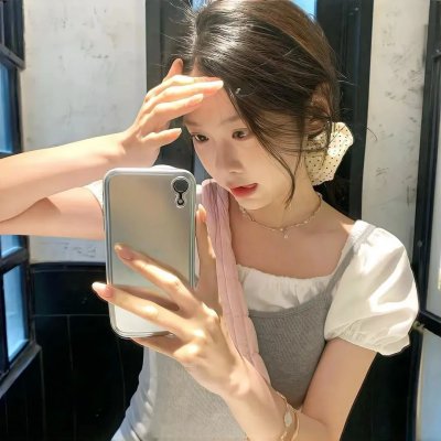 在凡妲的小房间里